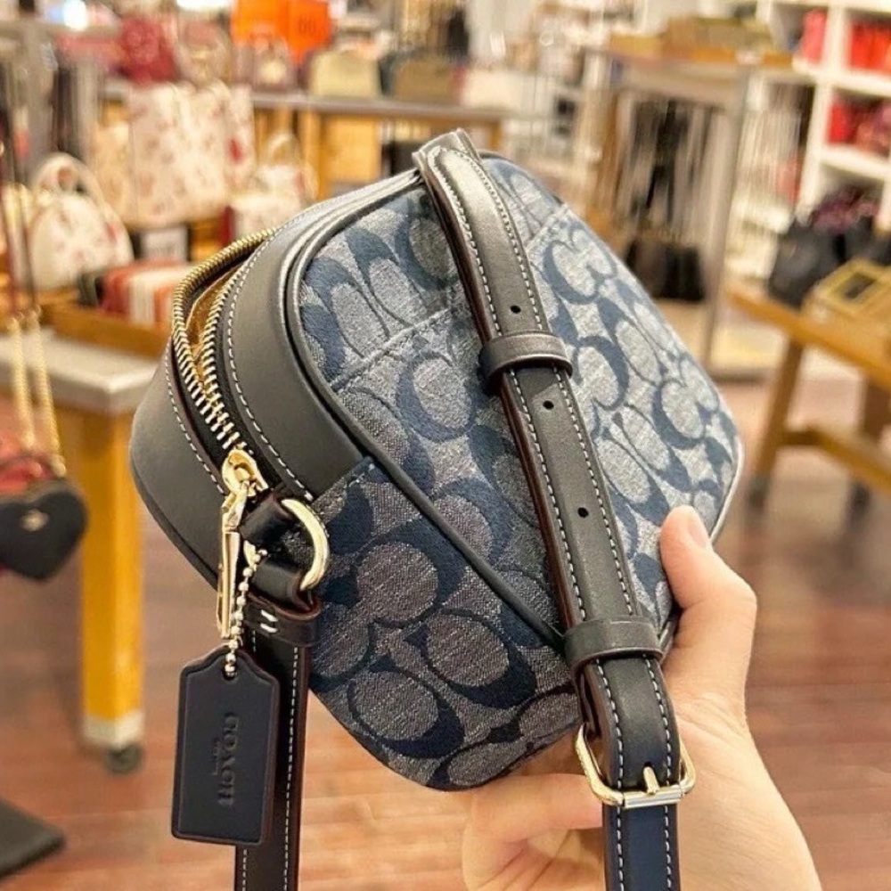 Coach Mini Jamie Camera Bag In Signature Chambray - Picture 2 of 7